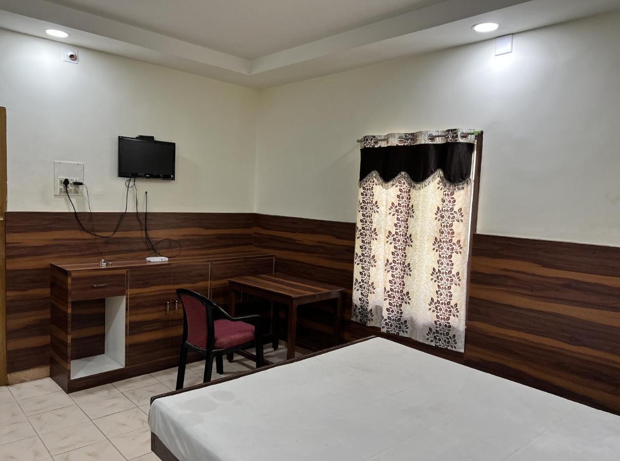 Hotel Thilak ตูติคอริน ภายนอก รูปภาพ